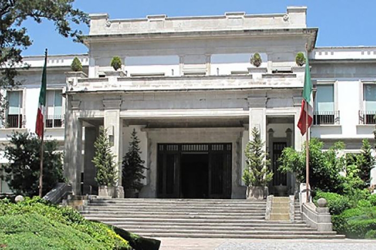 Mexico City: Downtown Highlights & Los Pinos Residence Tour