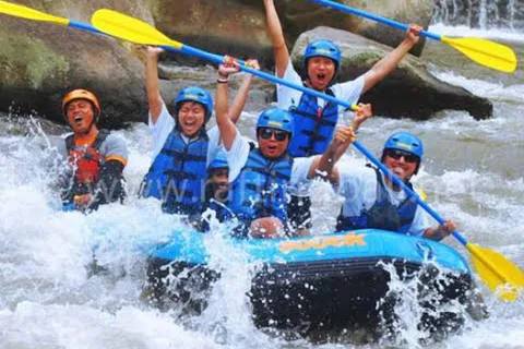 Bali : Circuit d'aventure en quad et rafting en eaux vives