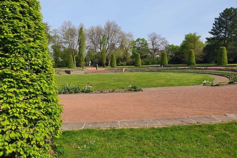 Düsseldorf: Nordpark and Japenese Garden Smartphone Game