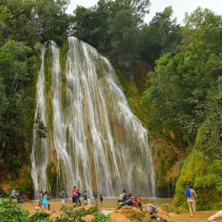 El Limón: Wasserfall-Reittour mit Mittagessen
