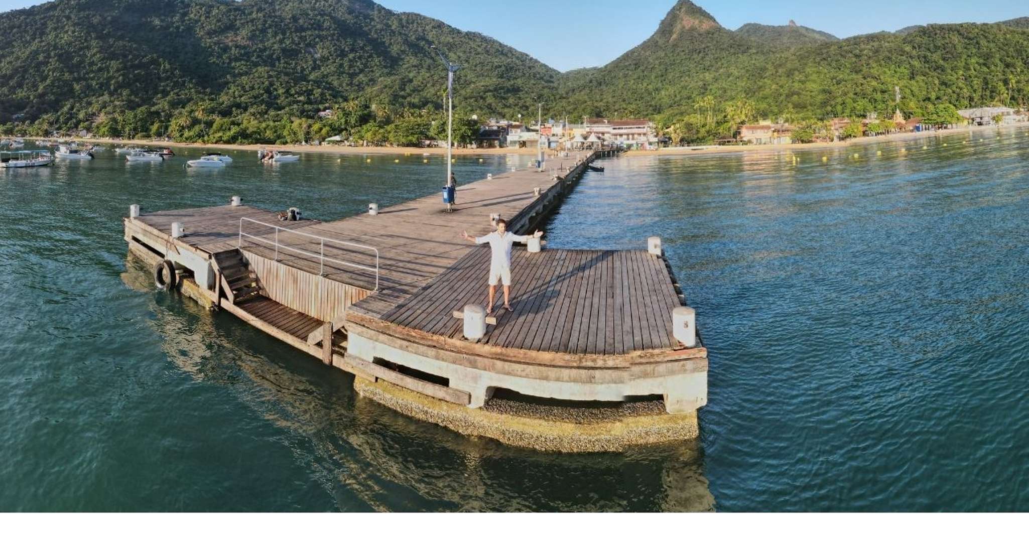 From Paraty, Shared Transfer to Vila do Abraão - Hizvo
