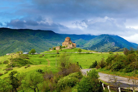 Tbilisi: Mtskheta, Jvari, Gori & Uplistsikhe Guided Tour ✨ Tbilisi: Mtskheta, Jvari, Gori & Uplistsikhe Guided Tour ✨