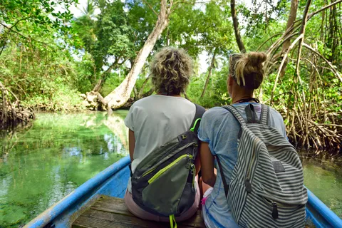 De Punta Cana: Excursão de barco particular Los Haitises e Caño Hondo