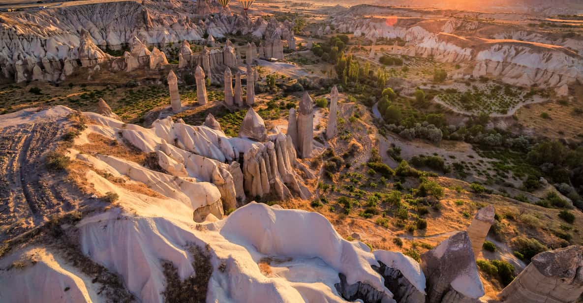 Tour rojo con el Museo al aire libre de Goreme grupo pequeño