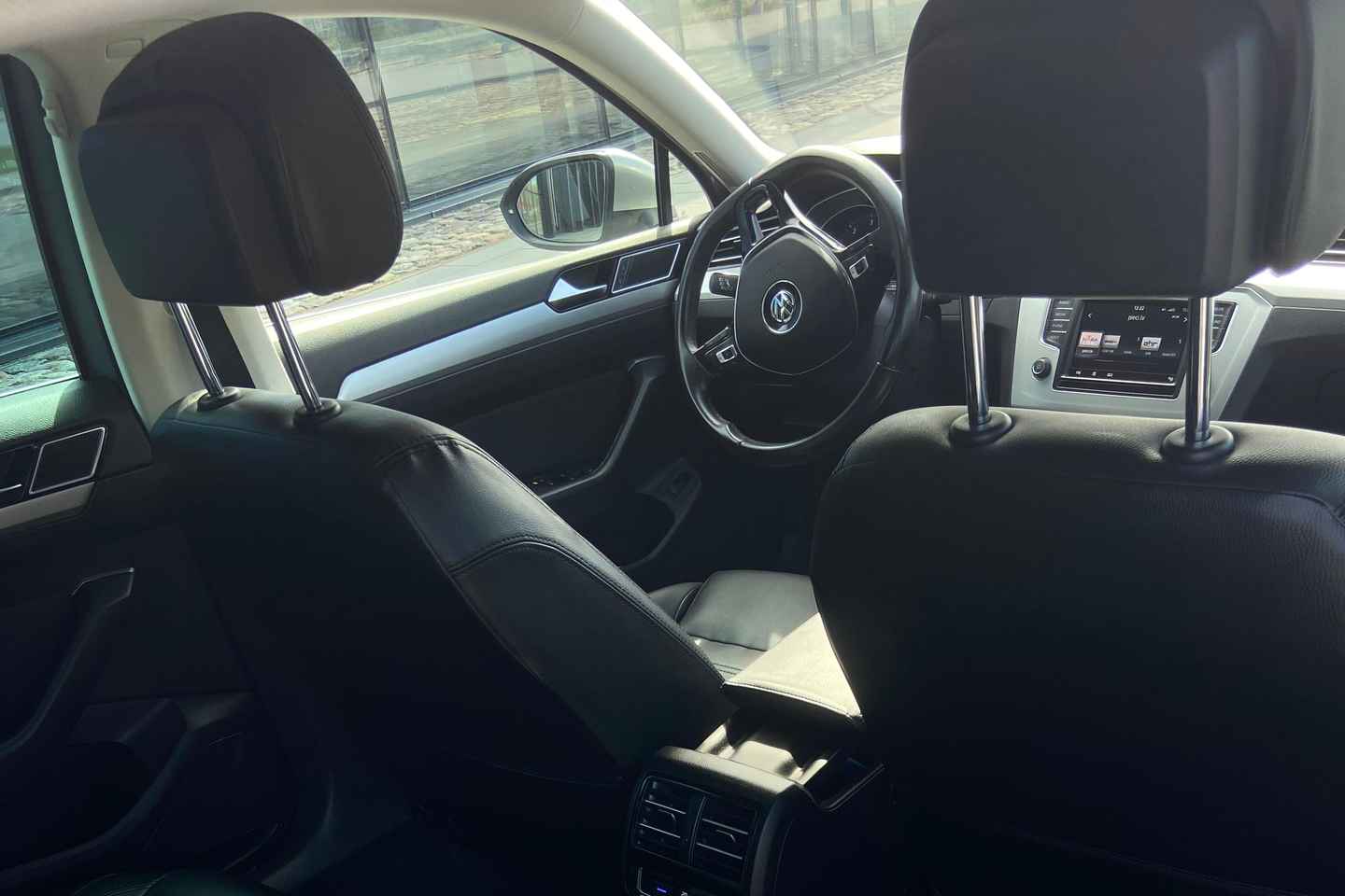 리가 공항(RIX)에서 시내까지 - 프라이빗 차량 서비스