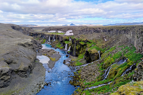 Van Reykjavik: privétour Landmannalaugar met transfer