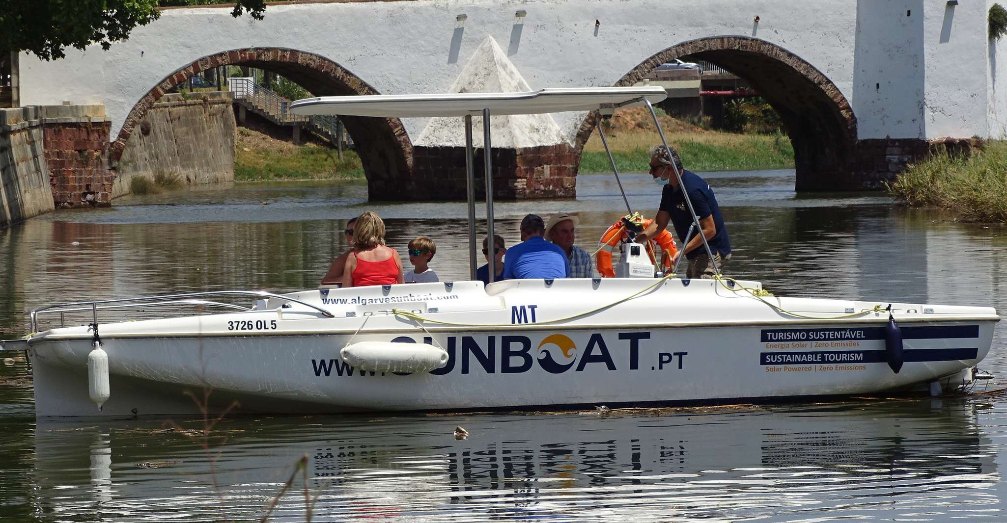 Portimão, Silves & Arade River History Tour on a Solar Boat - Housity