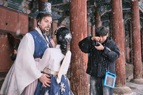 Seoul: Cinematic Hanbok Experience with Photos Cinematic Hanbok Experience - 30mins