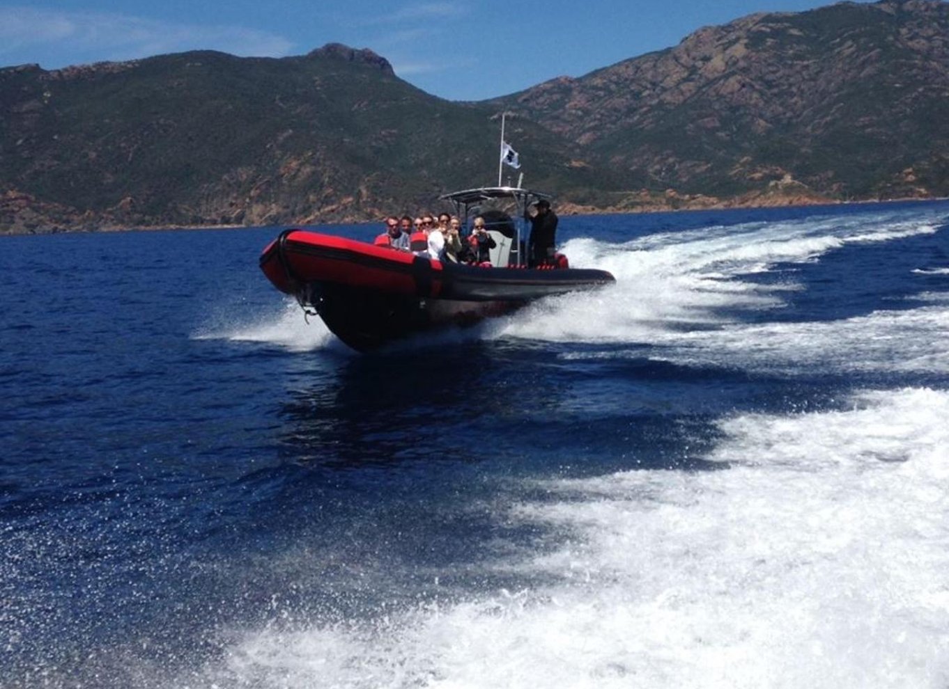 Ajaccio/Porticcio: Scandola og Piana – dagstur i gummibåd