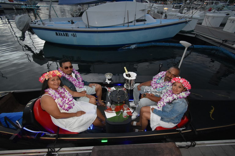 Oahu: Fireworks Cruise - Ultimate Luxury Gondola with Drinks Private Fireworks Gondola cruise (non-shared)