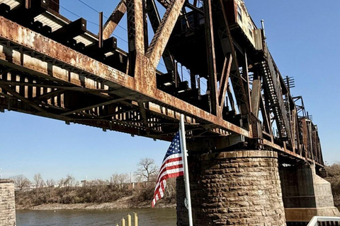 Nashville: Sightseeing Cruise on Historic Riverboat