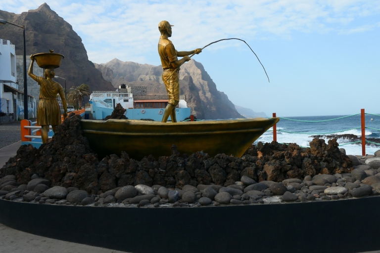 Desde São Vicente: excursión de un día a Santo Antão con guía localTour en grupo compartido