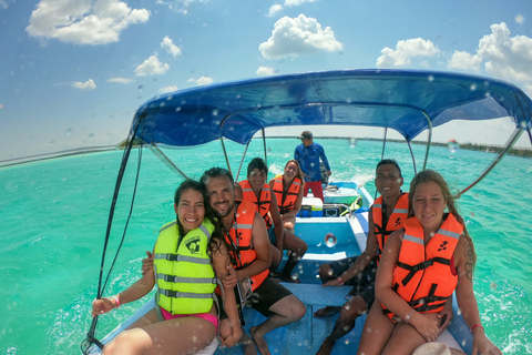 From Playa del Carmen: Bacalar and Lake Tour with Lunch From Riviera Maya