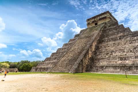 Playa del Carmen: Chichen Itzá, Cenote and Valladolid Tour