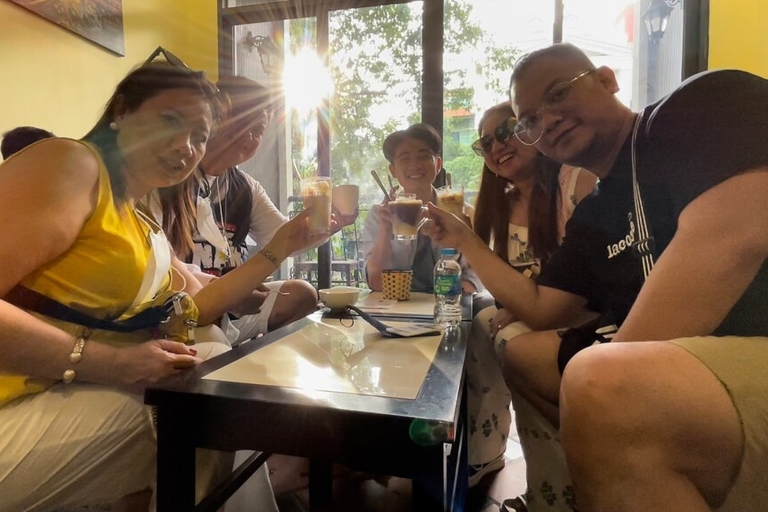 Von Hanoi: Ganztägige Van Phuc Seide und Bat Trang Village