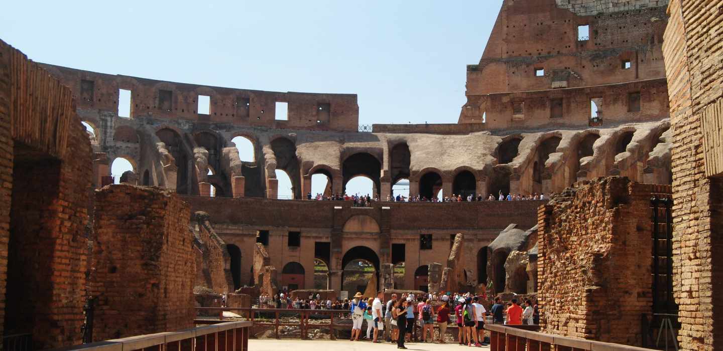 Rom: Kolosseum Ticket mit Begleitung & Zugang zur Arena