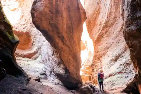 Tenerife: Los Arcos Canyoning Tour with Guide