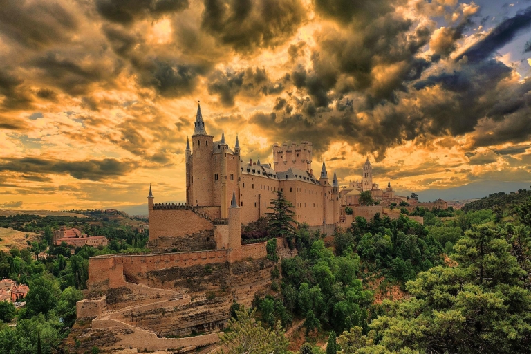 From Madrid: Avila and Segovia World Heritage Cities Tour B- Tour with Lunch included
