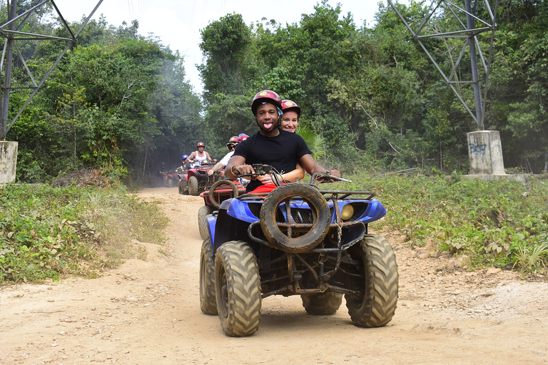 Cancún: Excursión en quad por la selva, tirolesa y baño en un cenoteATV compartido