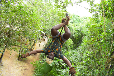 Cancun: Jungle ATV-tour, tokkelen en cenote zwemmenGedeelde ATV