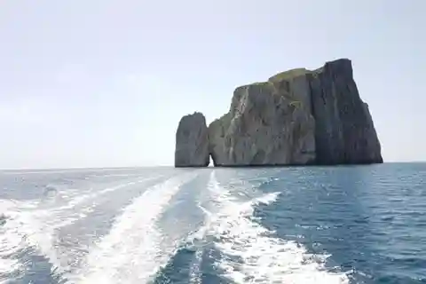 De Buggerru: excursion d'une journée en canot Blue Sea
