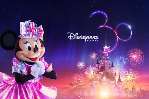 Paris: Biljett till Disneyland Paris - två nöjesparker med transfer