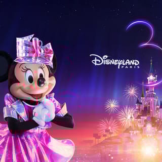 Paris: Disneyland Paris Ticket with Transfer from Paris