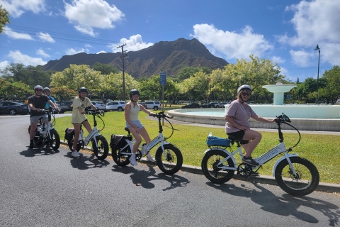 Honolulu: paseo privado en bicicleta eléctrica y caminata por Diamond Head