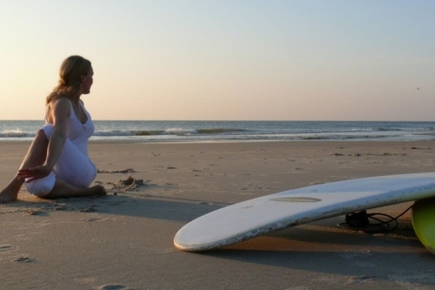 Sylt: curso grupal de yoga Vinyasa en la playa