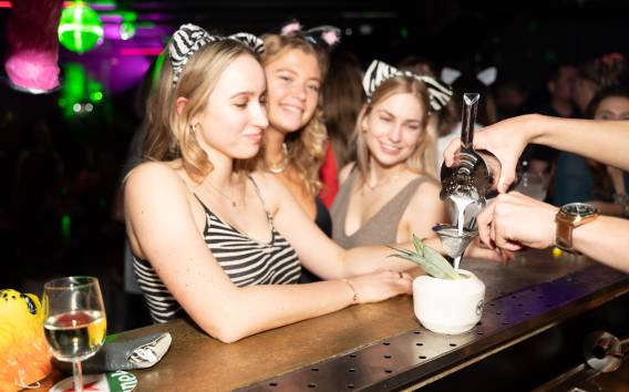 Amsterdam: Jungle Club Gästeliste Eintritt mit Cocktail