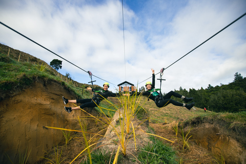 Okere Falls: Zipline nad wodospadami