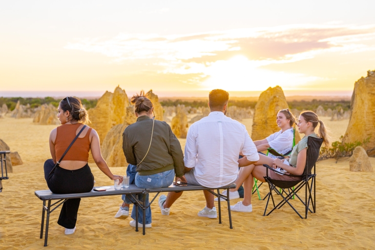 The Pinnacles: Desert Sunset y Star-Gazing Tour desde Perth