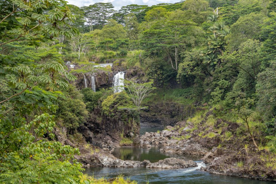 27 BEST Things to Do in Hilo (Beaches, Waterfalls, Farm Tours, +)