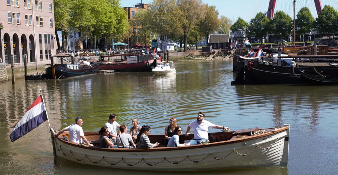 Rotterdam: Maritiem District Open Boottocht | GetYourGuide