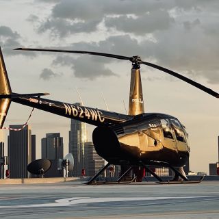 Los Angeles: Downtown Landing Helicopter Tour