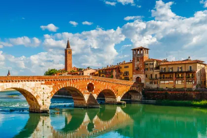 Verona: Erster Entdeckungsspaziergang und Lesespaziergang