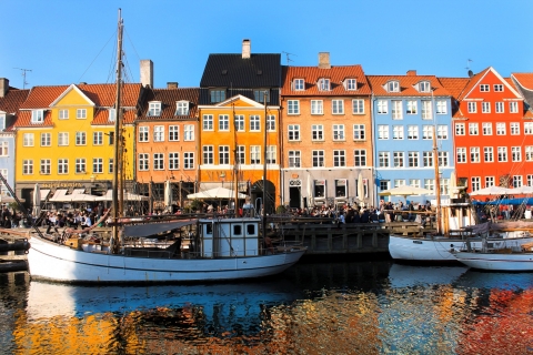 Copenhagen: 10+ City Highlights Self-Guided Walking Tour