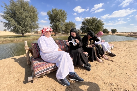 Dubaï : safari dans les dunes rouges et balade à dos de chameau à l'oasis d'Al MarmoomVisite partagée