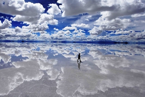 From Uyuni: Salt Flats Highlights Jeep Tour with Lunch