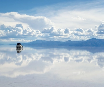 De Uyuni: Salt Flats destaca passeio de jipe com almoço