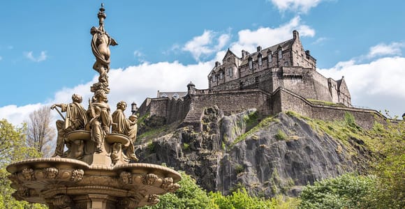 Edinburgh: Harry Potter Tour with Entry to Edinburgh Castle