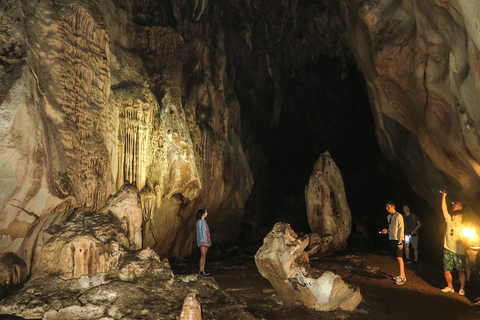 Chiang Mai: día completo en las cuevas Chiang Dao y kayaking