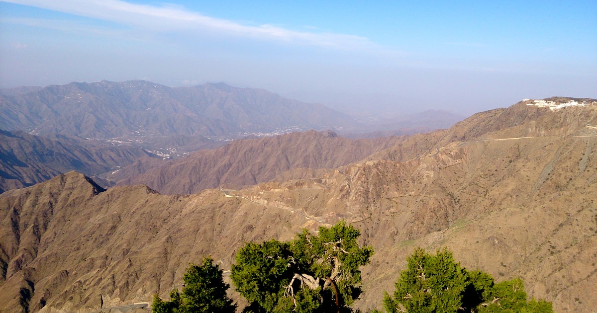 Abha: Full-Day City History and Rijal Al Almaa Village Tour | GetYourGuide