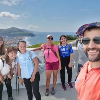 From San Sebastian: Guided Coastal Hike with Winery Visit