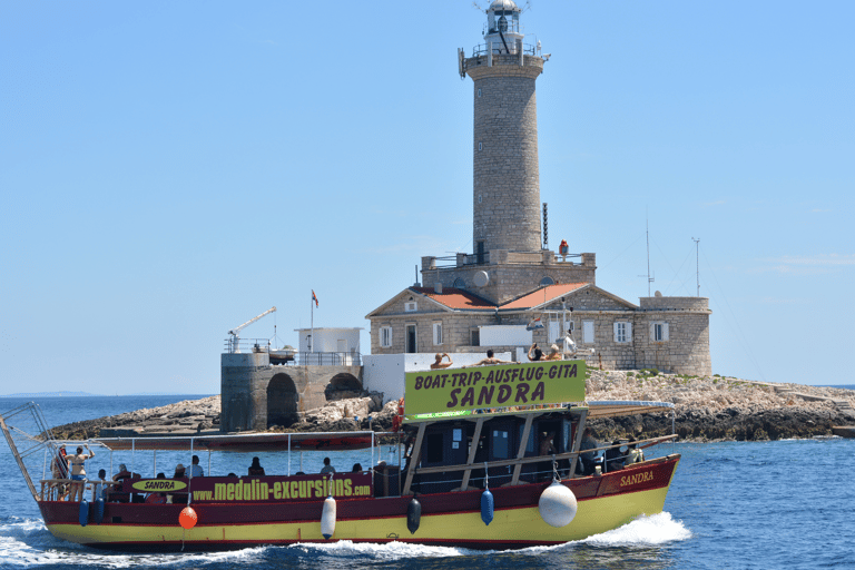 رحلة بالقارب ليوم كامل، سباحة في الكهف، غداء ومشروبات - ميدولين/سيجاMedulin: رحلة بحرية بالقارب إلى Kamen