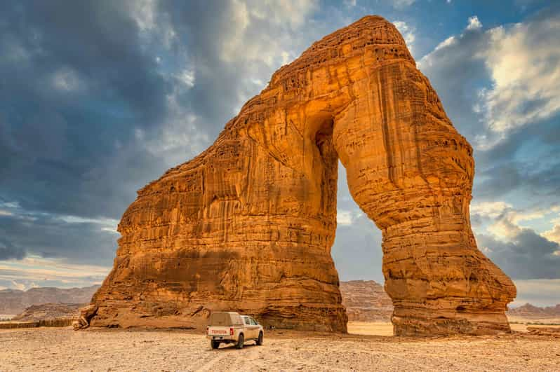 AlUla: Tour Destacado De Hegra, Dadan E Ikmah | GetYourGuide