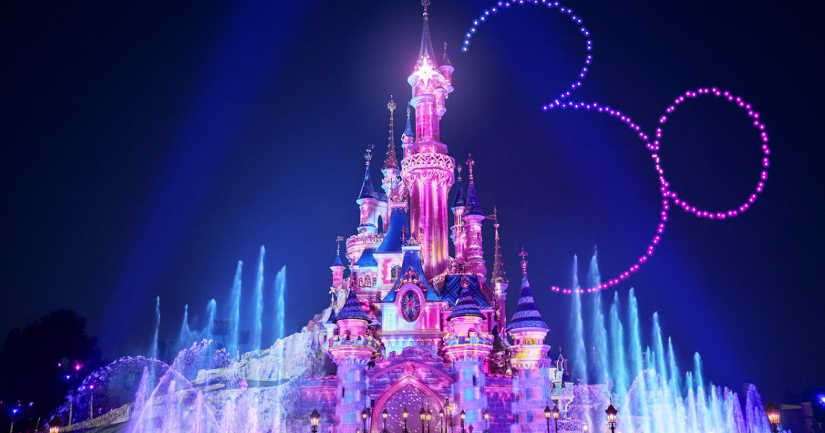 Geen logboek binnenkort Paris: Disneyland® Tickets and Shuttle Transport | GetYourGuide