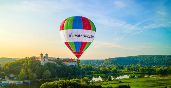 Kraków: Hot Air Balloon Flight with Champagne