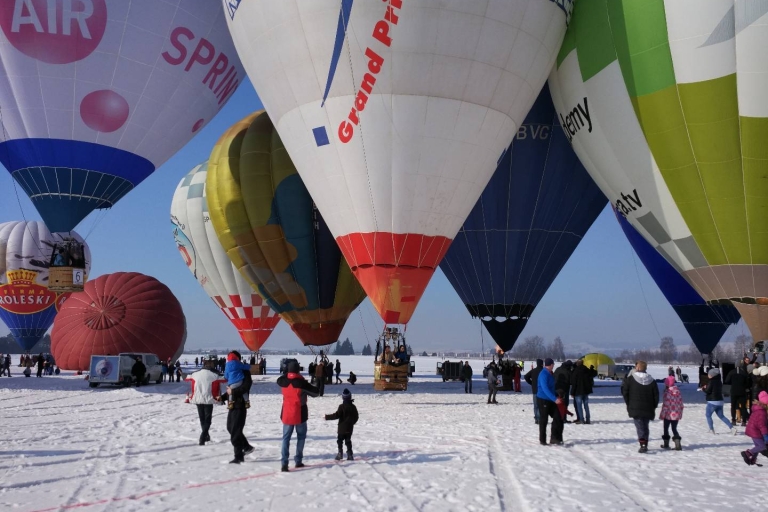 Kraków: Heißluftballonfahrt mit ChampagnerKraków: Heißluftballonfahrt für 2 Personen mit Champagner