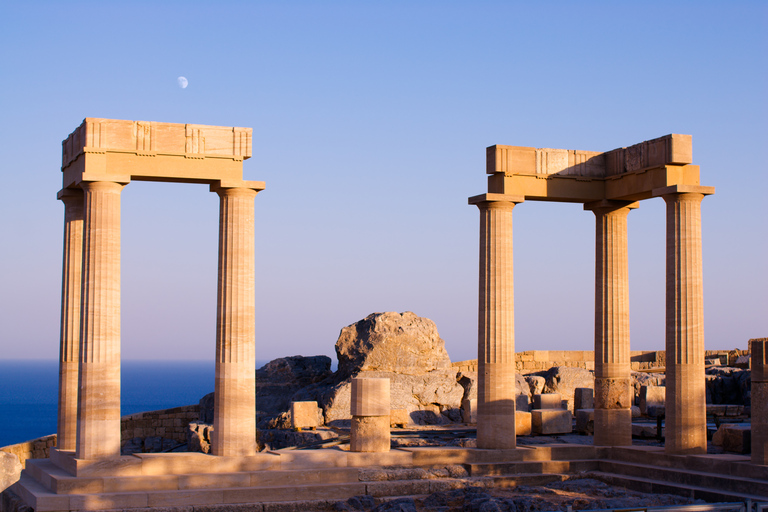 Rhodos: Lindos Akropolis inträdesbiljett och ljudguide (tillval)Acropolis of Lindos Biljett med Lindos och Rhodos Audio Tour